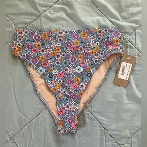 🌟albion swim bottom - almost cheeky high rise fit in Darling Blue Size Medium